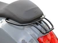 Porte-bagages arrière Moto Nostra avec poignée de maintien du passager noir brillant pour Vespa GT, GTL, GTV, GTS, GTS Super, GTS HPE, GT60 125-200-250-300cc